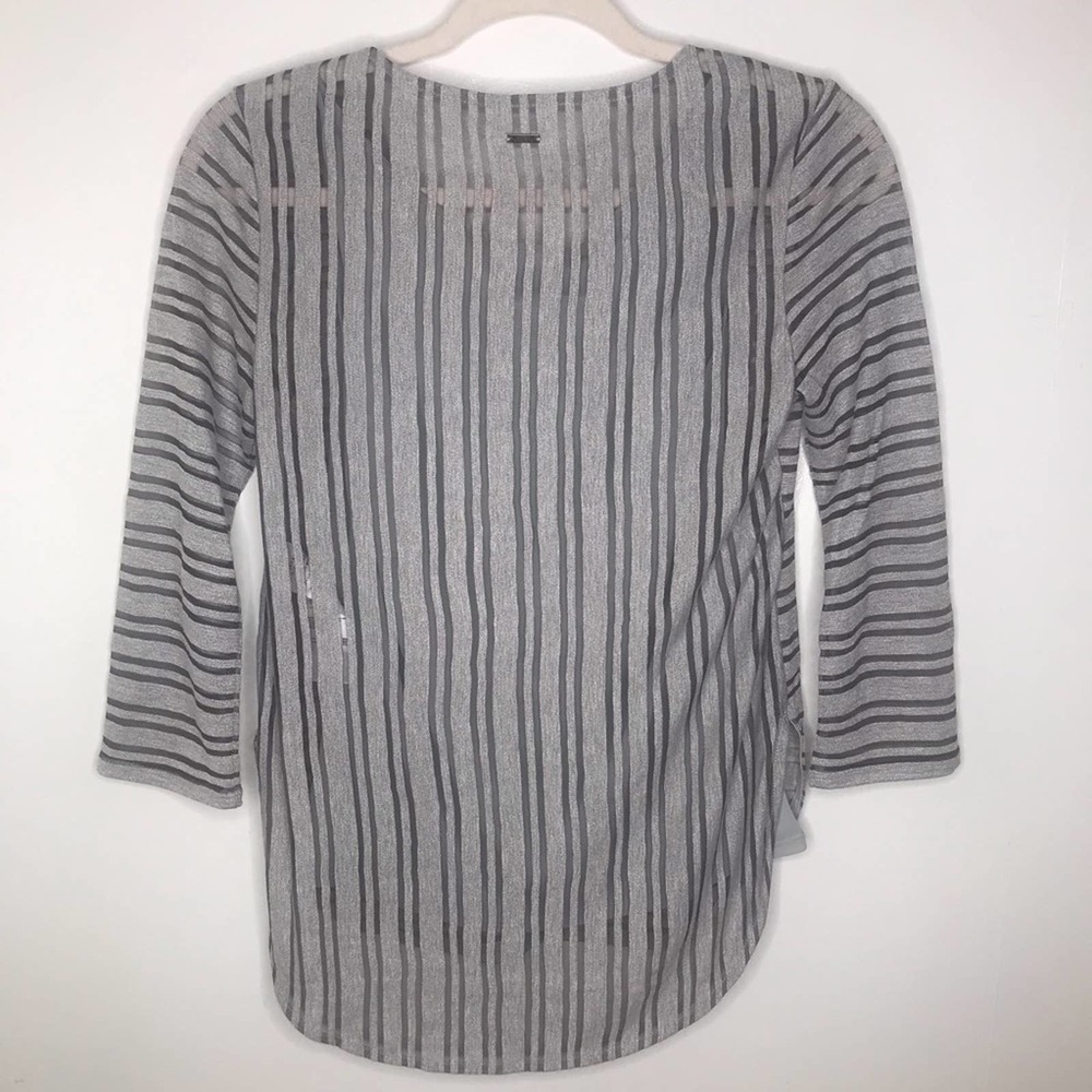 Armani Exchange NWT Grey Stripe Top - Picture 5 of 8